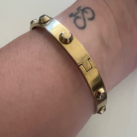 Micheal Kors Gold Buckle Bracelet - Picture 3 of 7